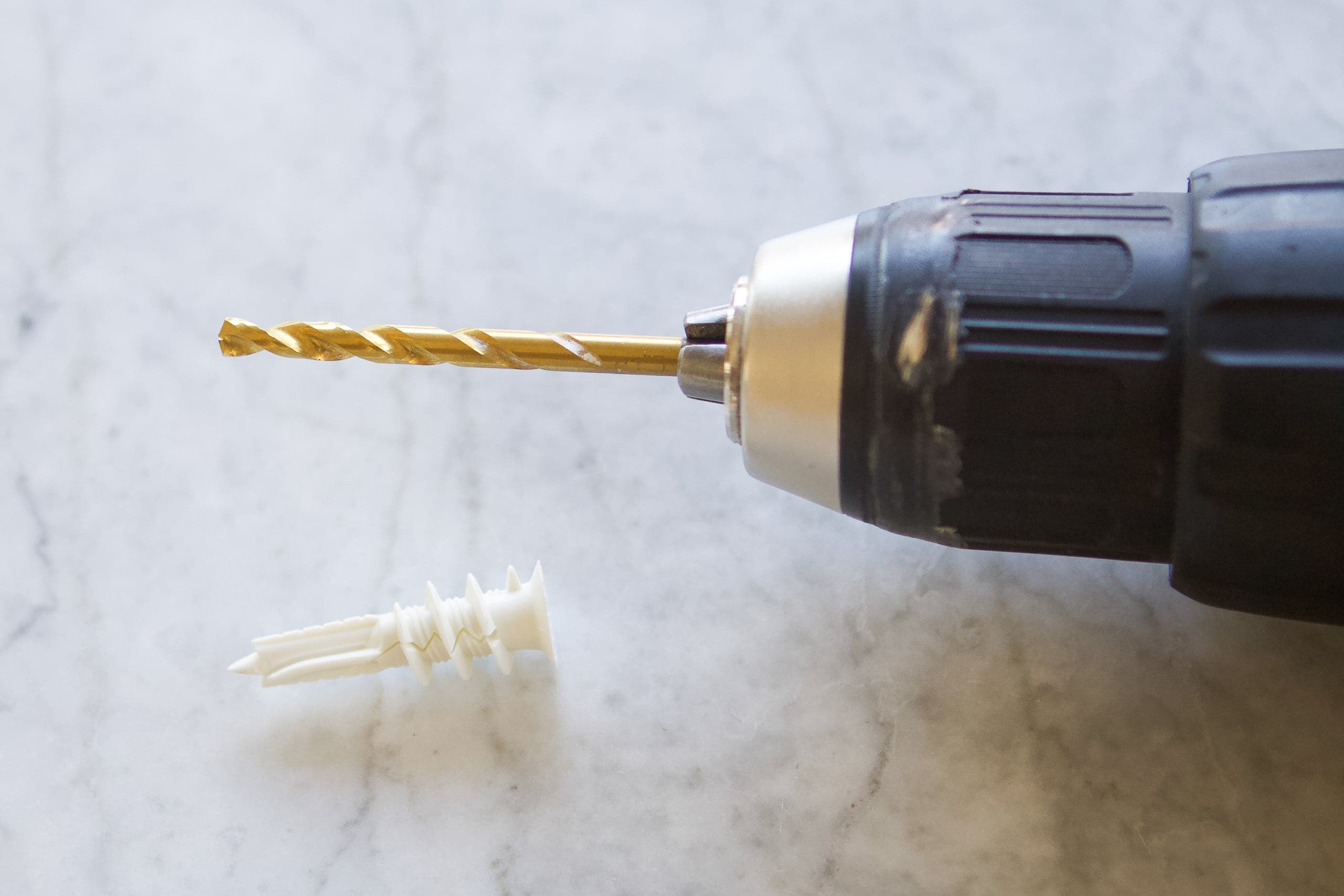 What Size Drill Bit for White Drywall Anchor