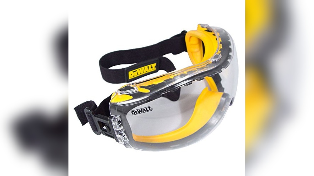 Best Safety Goggles for Drilling Holes