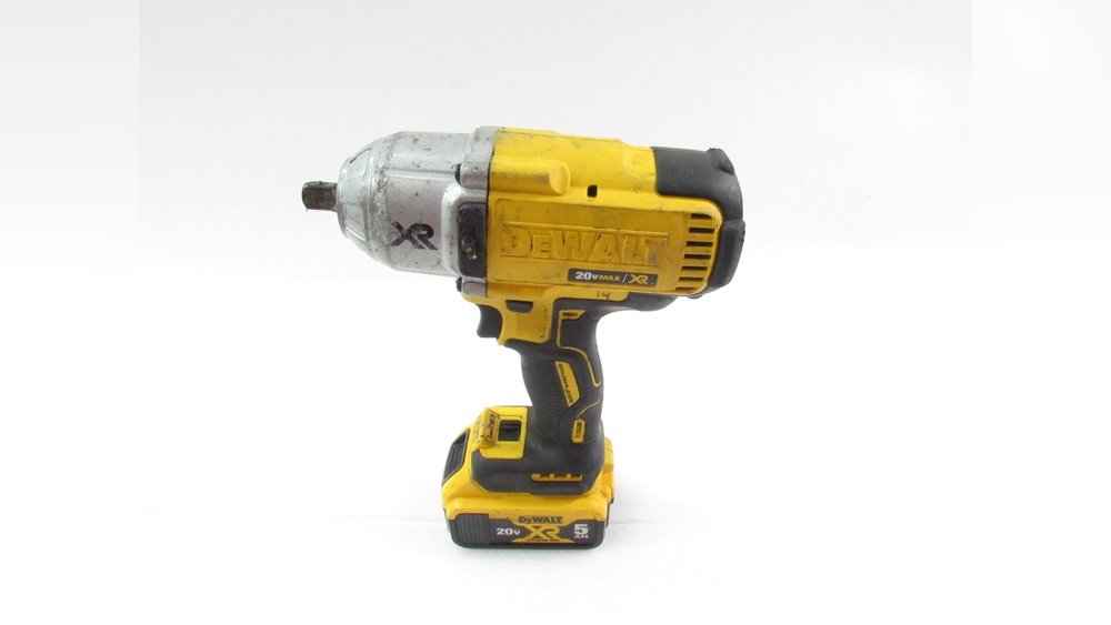 How Much Torque Does a Dewalt Dcf899 Have?